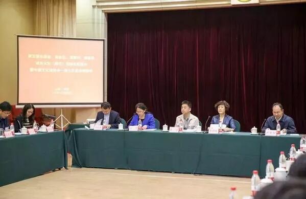第五届全国省、自治区、直辖市、副省级城市文化(群艺)馆馆长联席会暨中国文化馆协会一届七次常务理事会在鲁召开