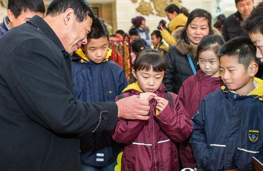 振兴传统工艺互动体验活动在山东省文化馆举办