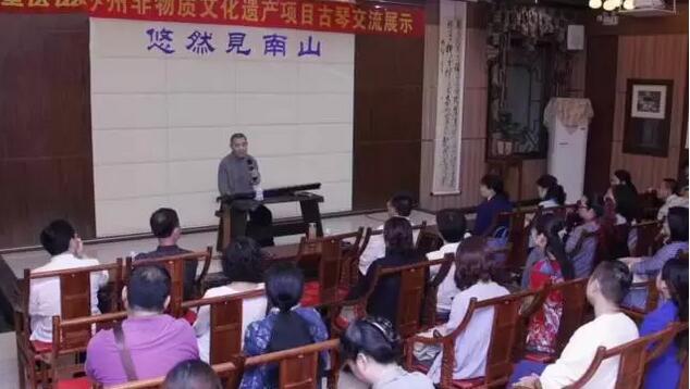 图为重庆市南岸区文化馆举办的“非遗点成课堂”活动现场