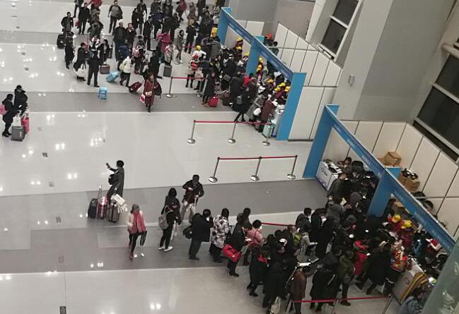 报到现场（2）