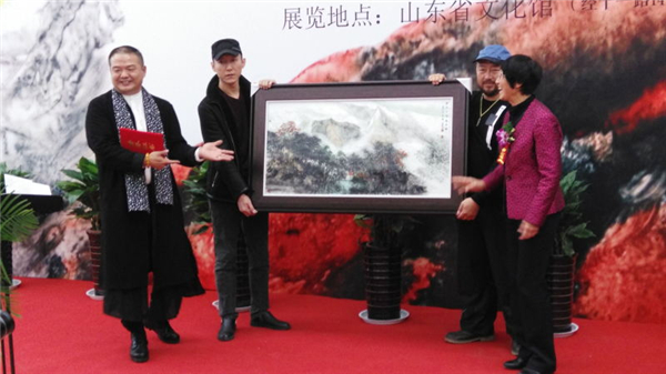 孙大威2016陶瓷艺术展在山东省文化馆精彩亮相 孙大威2016陶瓷艺术展在山东省文化馆精彩亮相